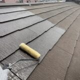 屋根塗装と葺き替えの比較と将来的な費用について